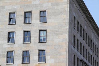 Berlin şehir merkezinde bina.