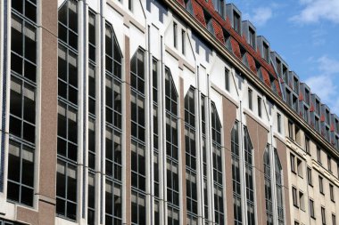 Berlin şehir merkezinde bina.