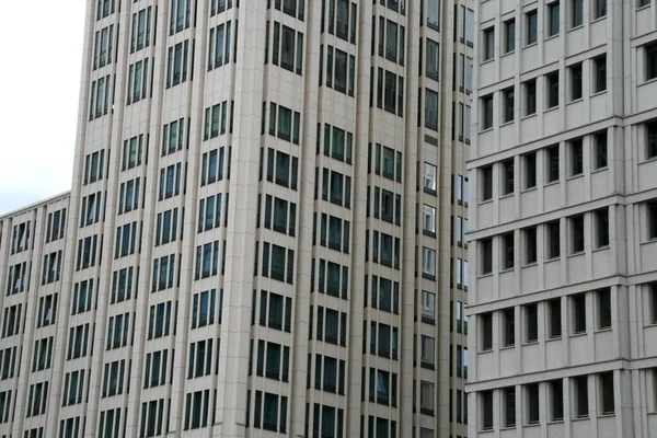 Здание Центре Берлина — стоковое фото