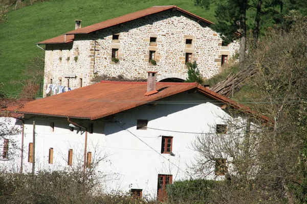 Typowy Baskijski Dom Wsi — Zdjęcie stockowe