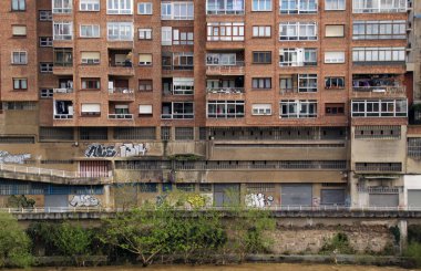 İspanya 'nın Bilbao şehrinde şehir manzarası