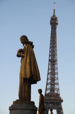Paris Eyfel Kulesi 'nin detayları