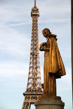 Paris Eyfel Kulesi 'nin detayları