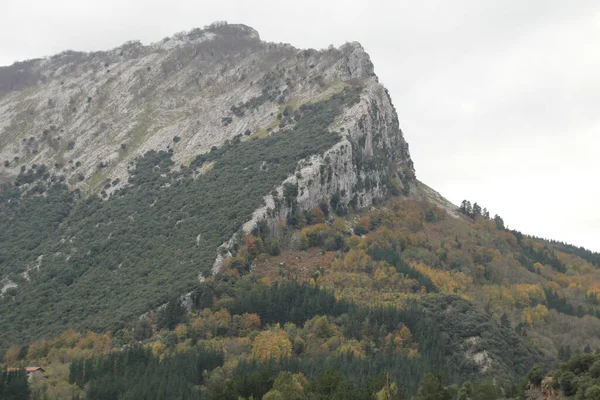 Montagna Nei Paesi Baschi — Foto Stock