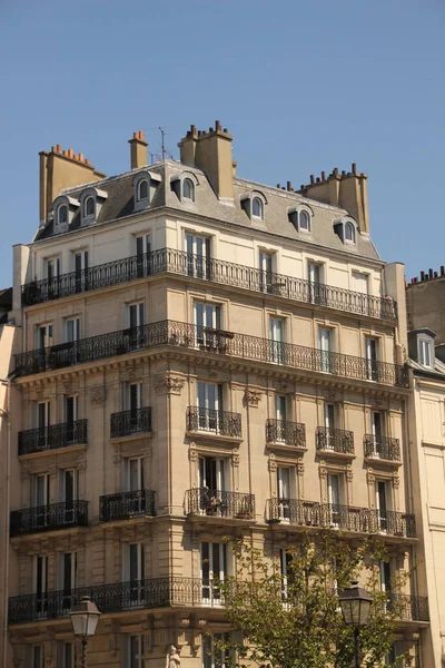 Building Downtown Paris — Stock Photo, Image