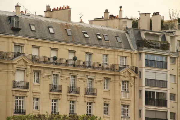 Building Downtown Paris — Stock Photo, Image