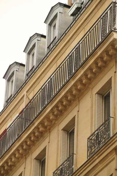Byggnad Centrala Paris — Stockfoto