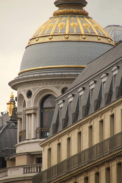 Fachada Bloque Apartamentos Clásicos París — Foto de Stock