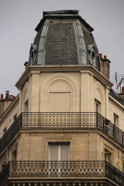 Fachada Bloque Apartamentos Clásicos París —  Fotos de Stock