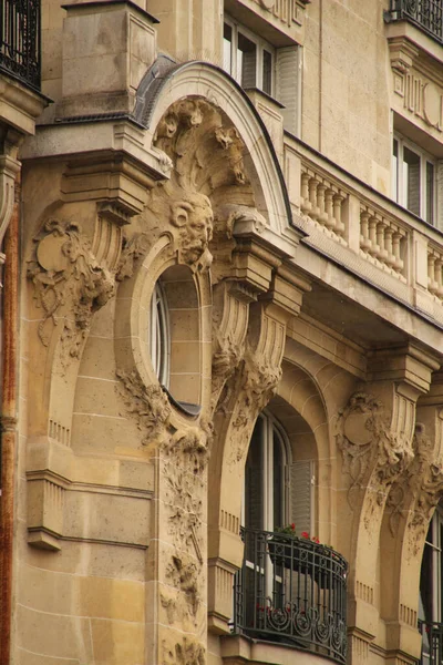 Fasad Klassisk Lägenhetskvarter Paris — Stockfoto