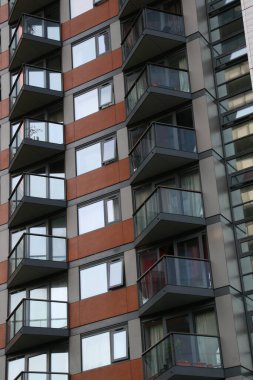 Londra şehir merkezinde bir bina.