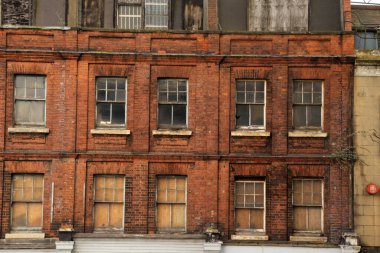 Londra şehir merkezinde bir bina.