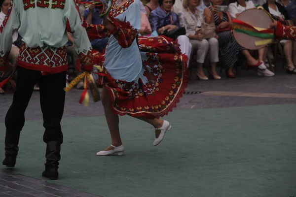 Rus Halk Dansları Bir Sokak Festivalinde — Stok fotoğraf