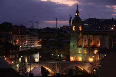 Bilbao mahallesinde bir bina.