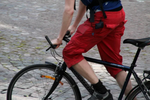 Fahrradfahren Einer Städtischen Umgebung — Stockfoto