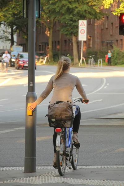 Fahrradfahren Einer Städtischen Umgebung — Stockfoto