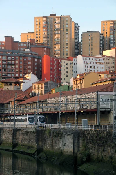 Edificio Quartiere Bilbao — Foto Stock