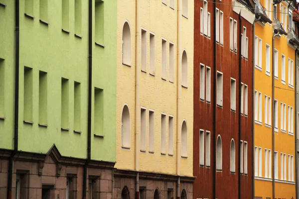 ニュルンベルクのアパートメントブロックのファサード — ストック写真