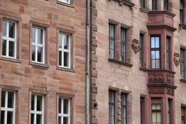 Eski Nürnberg kasabasının mimari mirası.