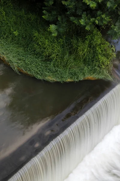 ビルバオ川の眺め — ストック写真