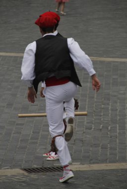Sokaktaki Bask Dans Sergisi