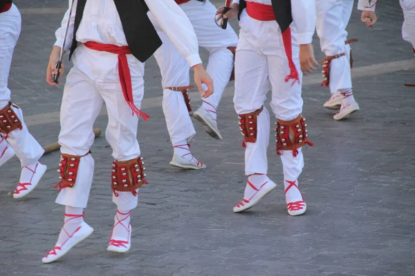 Baskische Volksdanser Een Straatfestival — Stockfoto