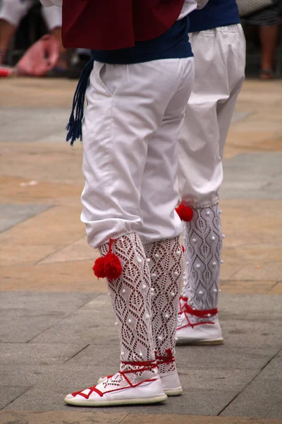 Traditioneller Baskischer Tanz Auf Einem Straßenfest — Stockfoto