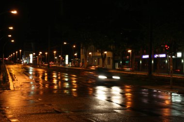 Kentsel bir ortamda trafik