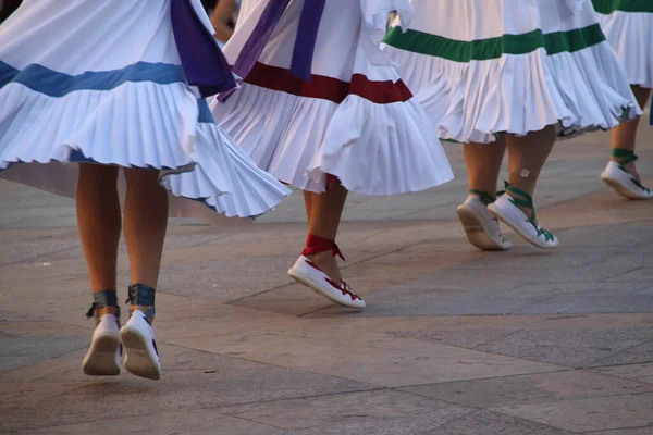 Geleneksel Bask Dansı Sokak Festivalinde — Stok fotoğraf