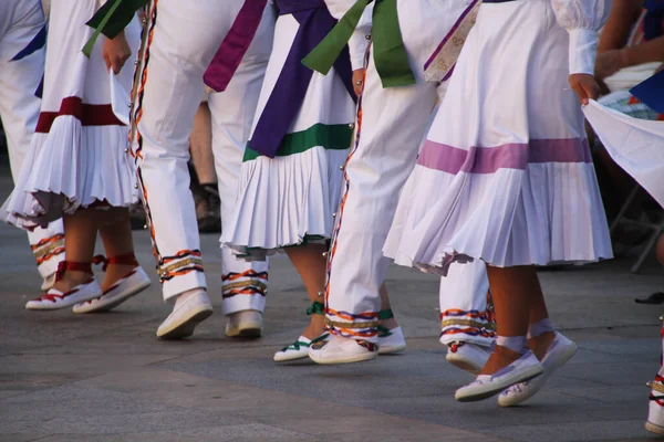 Geleneksel Bask Dansı Sokak Festivalinde — Stok fotoğraf