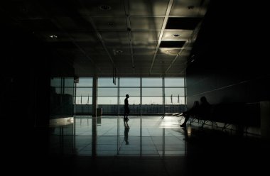 Uluslararası bir havaalanında terminal