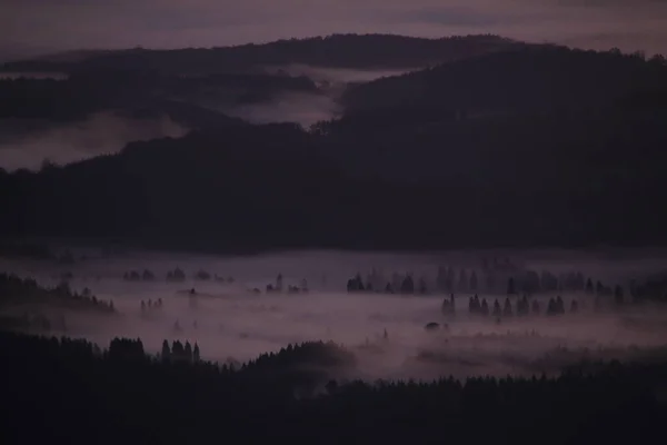 Рассвет Баскских Горах — стоковое фото