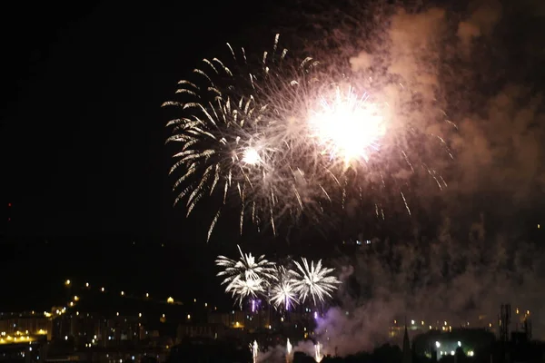 Exposición Fuegos Artificiales Por Noche — Foto de Stock