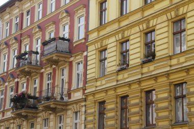 Berlin şehir merkezinde apartman blokları