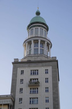 Berlin şehir merkezinde apartman blokları