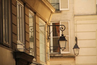 Paris 'te apartman inşaatı