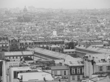 Paris şehir merkezindeki apartman blokları