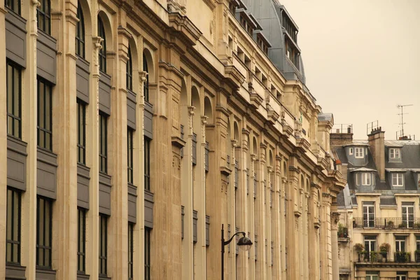 Apartmentblock Der Innenstadt Von Paris — Stockfoto