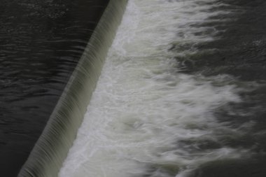 Erime sırasında Bilbao Nehri