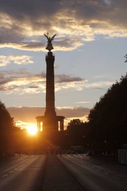 Zafer Sütunu Charlottenburg, Berlin 'de