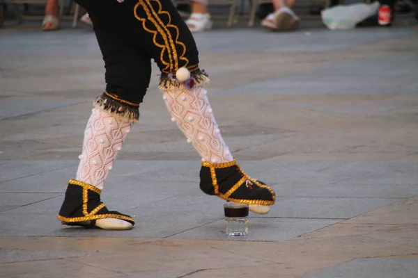 Tarian Tradisional Basque Dalam Festival Rakyat — Stok Foto