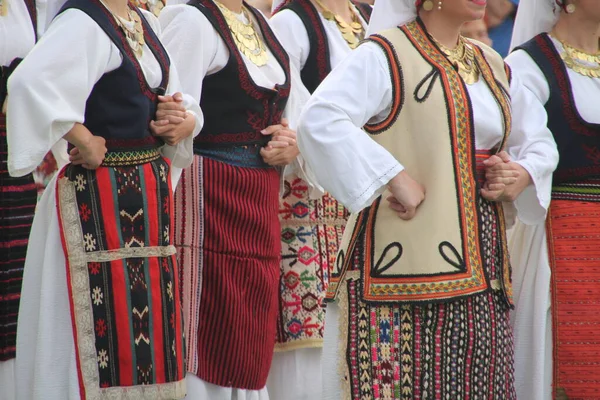 Srbský Lidový Tanec Pouličním Festivalu — Stock fotografie