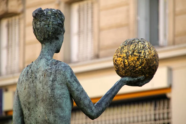 Skulptur Centrala Paris — Stockfoto