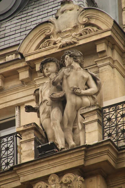 Estátua Artística Centro Paris — Fotografia de Stock