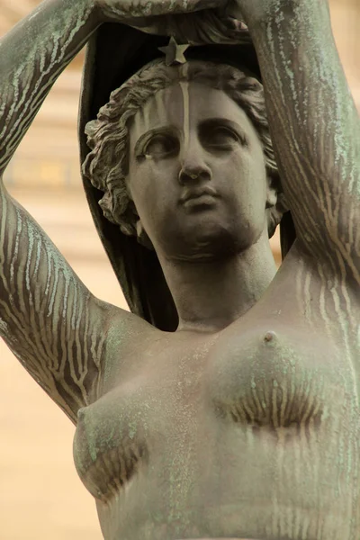 Estátua Artística Centro Paris — Fotografia de Stock