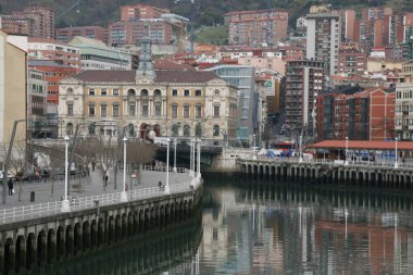 Bilbao mahallesinde bir bina.
