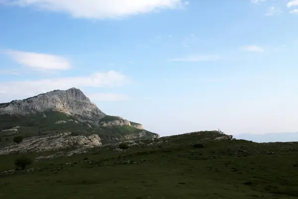 Senderismo Las Montañas Del País Vasco —  Fotos de Stock