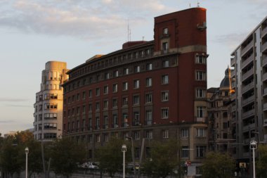 Bilbao mahallesinde bir bina.