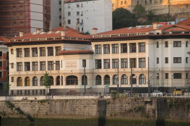 Bilbao mahallesinde bir bina.