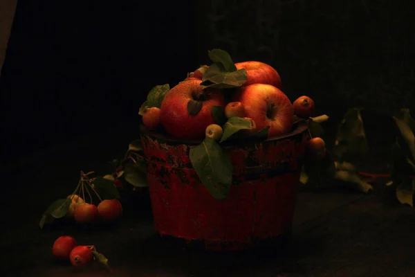 Červená Jablka Stole — Stock fotografie